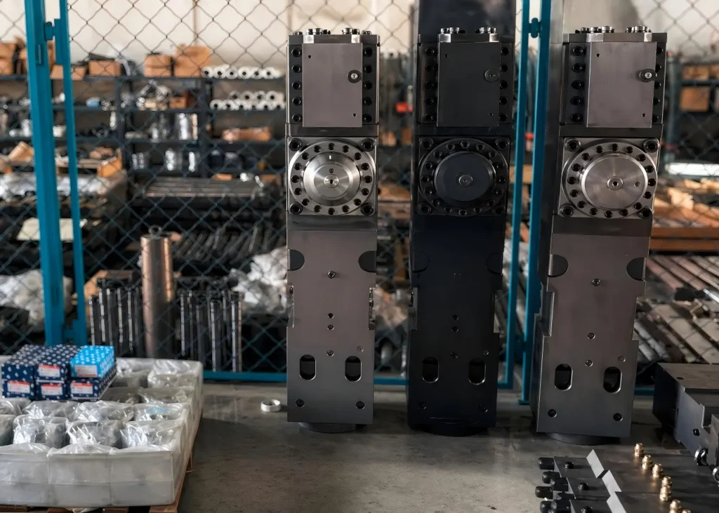 Hydraulic breaker front and back heads manufactured by ORISE MACHINERY