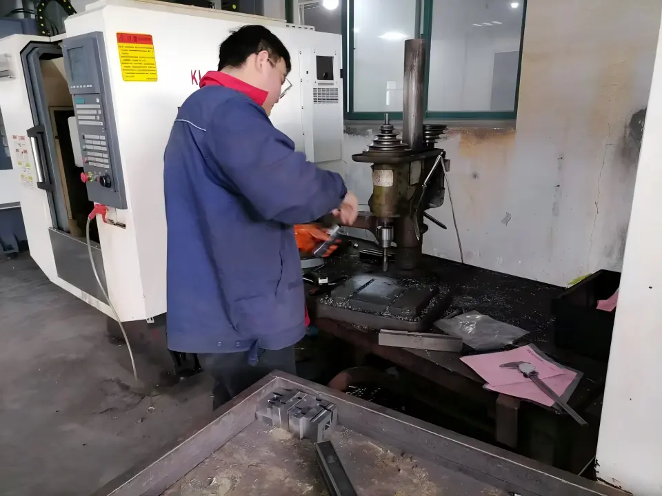 ​Deep hole boring of hydraulic cylinder barrel at ORISE MACHINERY