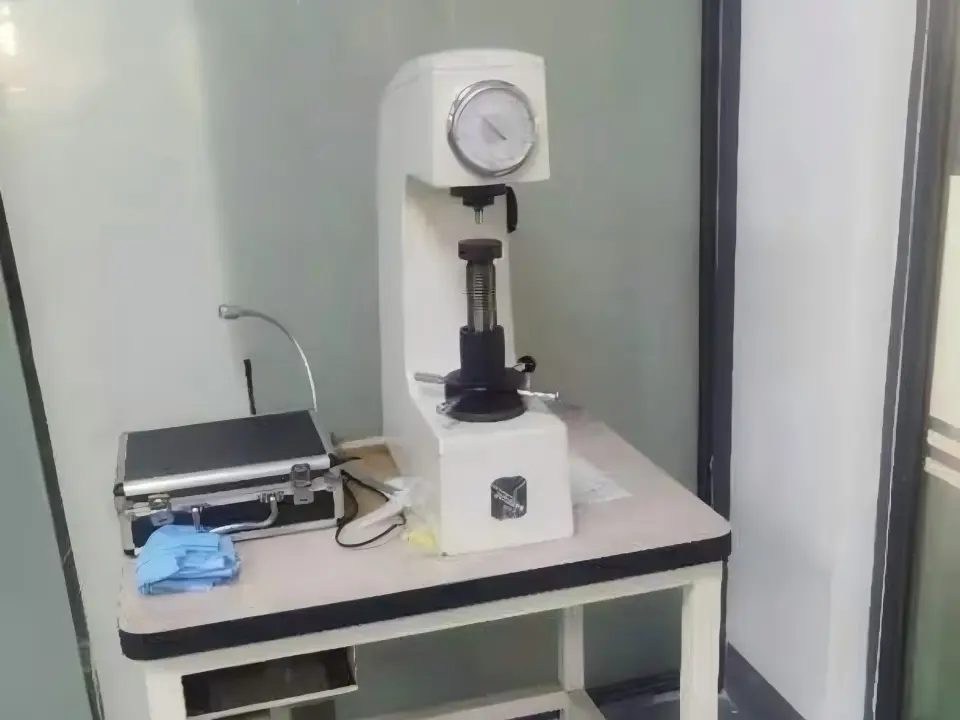 Quality inspection of hydraulic cylinder components at ORISE MACHINERY
